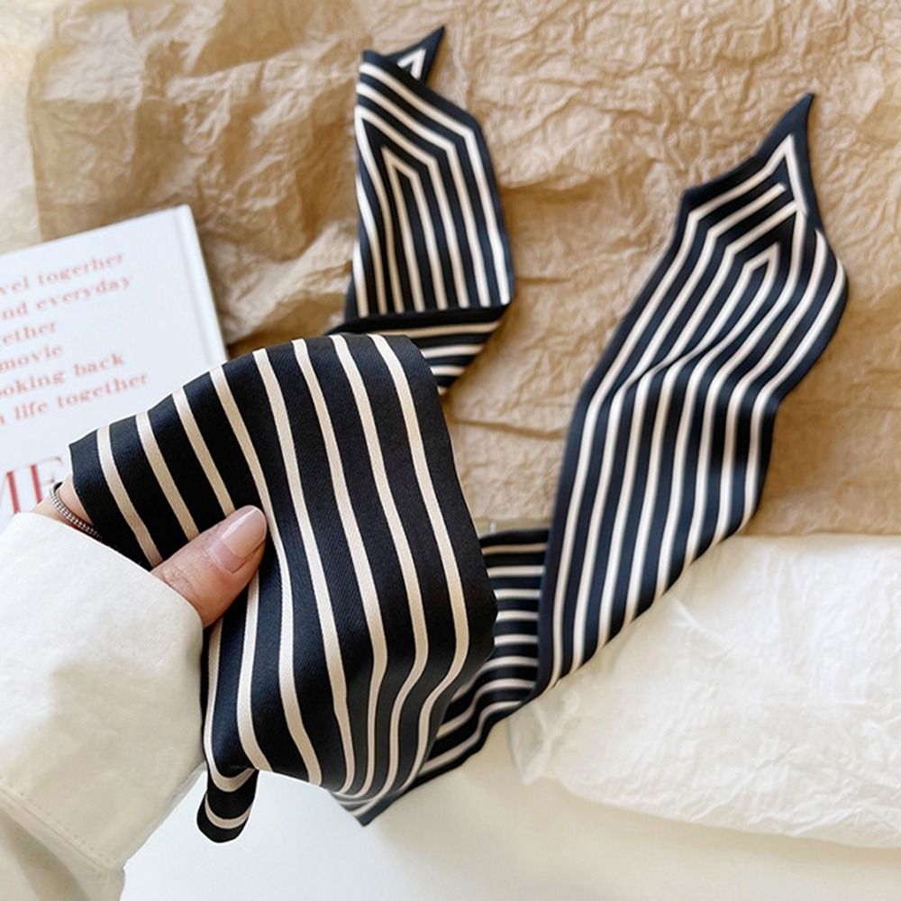 Élégant foulard imprimé à rayu - Silk Tie Striped avis et prix