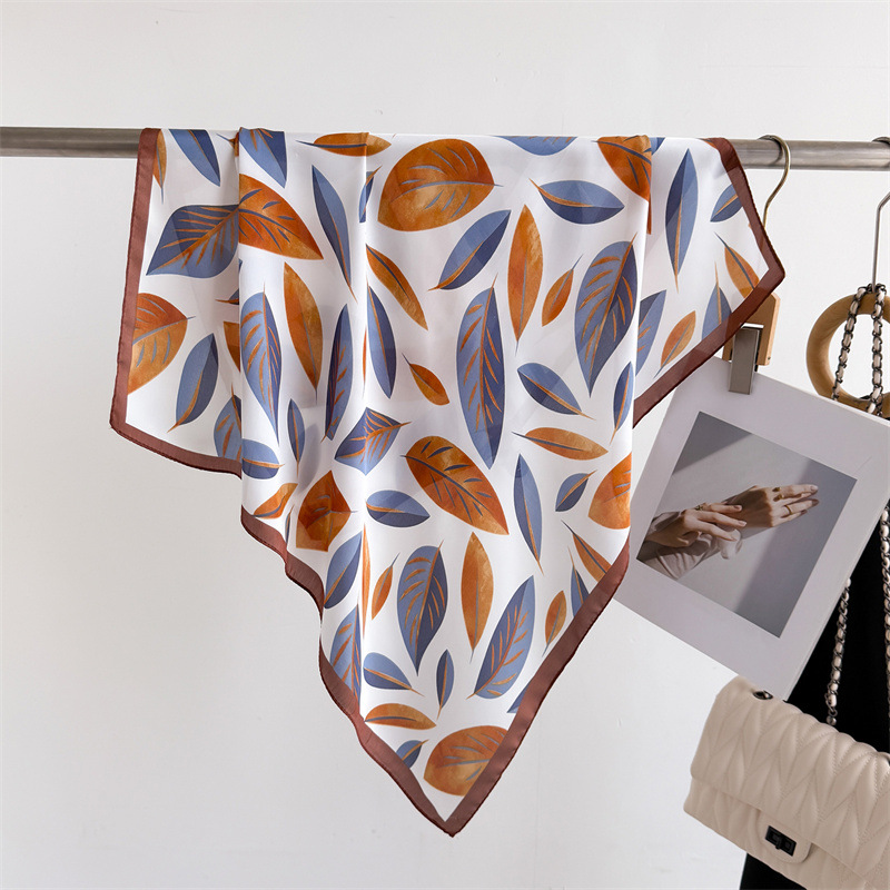 Marque de luxe imprimer 70 cm  - Scarf Silk Square avis et prix