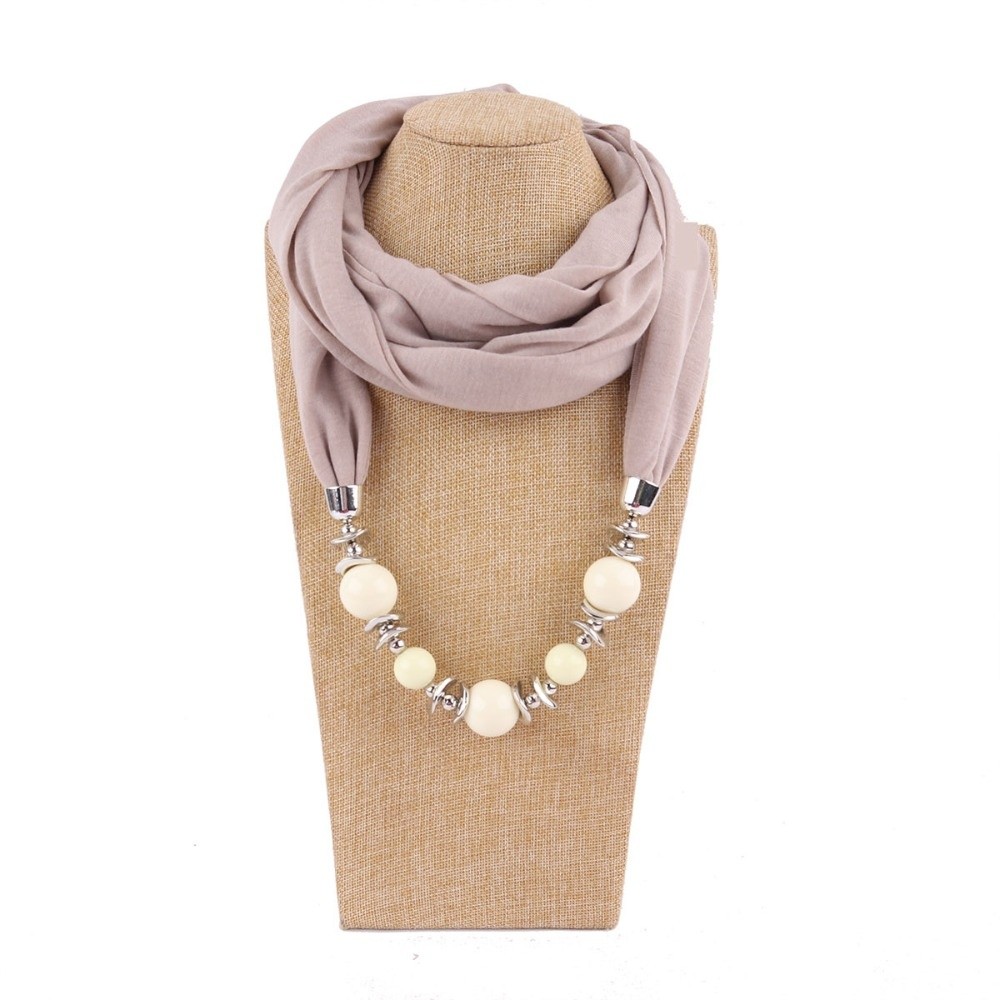 Nouveau collier-écharpe en mou - Infinity Scarf Knit avis et prix